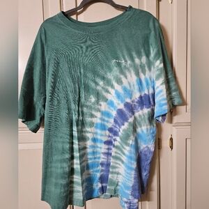 PINK Victoria's Secret Green and Blue Tie-Dye Short Sleeve Tee
